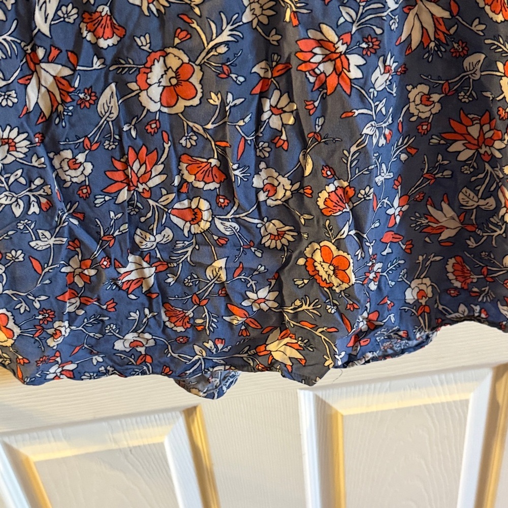 Old Navy Blue Floral Blouse - Picture 3 of 8